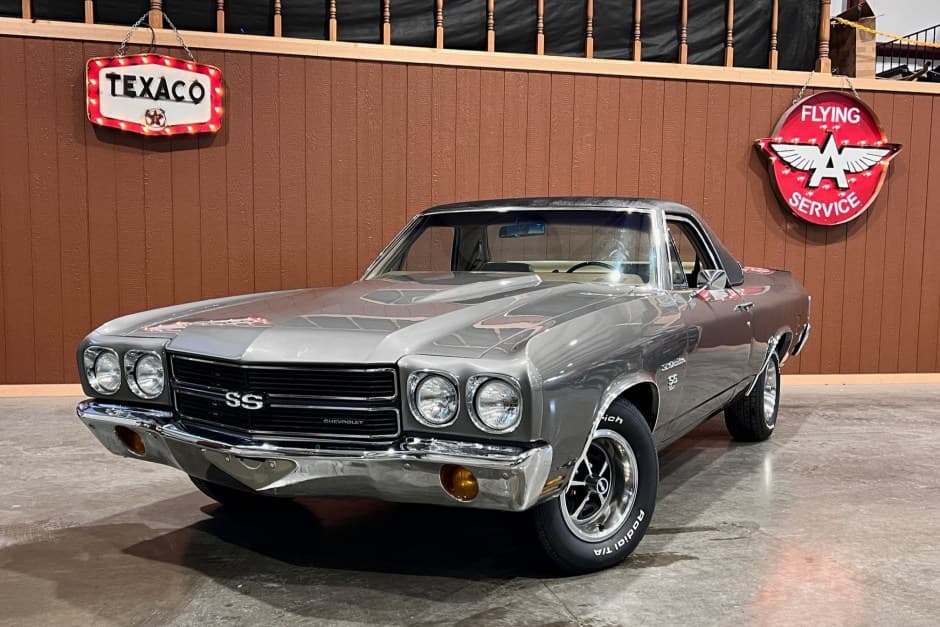 1970 Chevrolet El Camino sold for $33,250