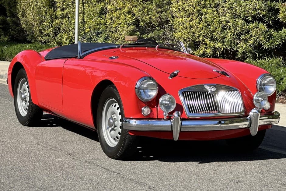 1959 MG MGA sold for $26,000