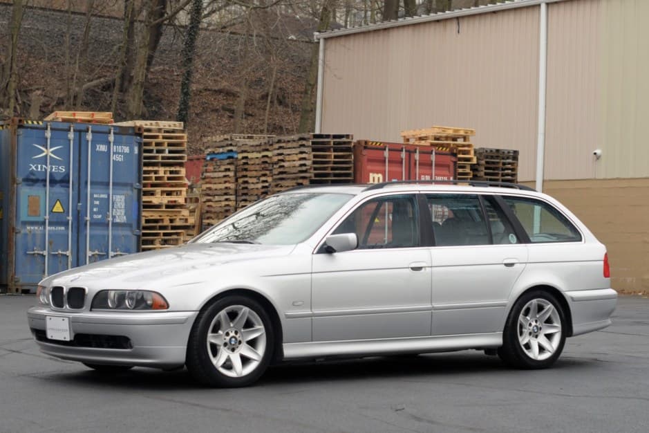 2002 BMW E39 5-Series sold for $7,000