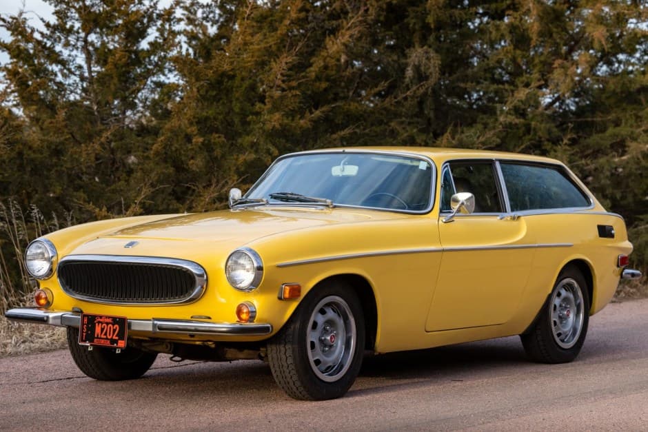 1973 Volvo 1800ES sold for $16,000