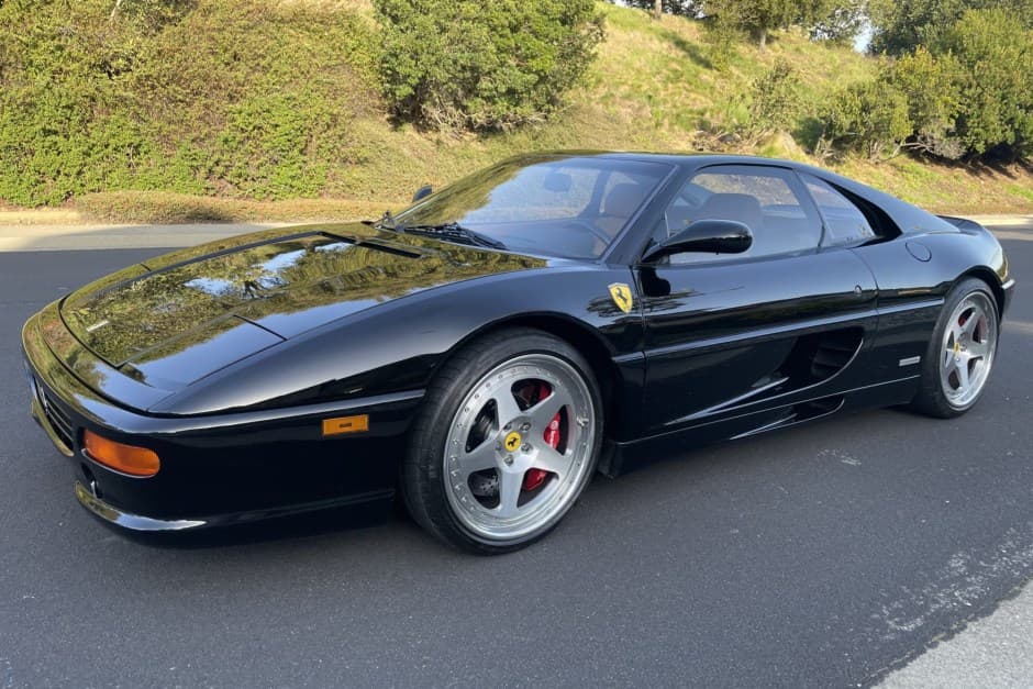 1995 Ferrari F355 sold for $82,500