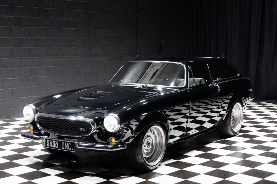 1973 Volvo 1800ES sold for $18,000