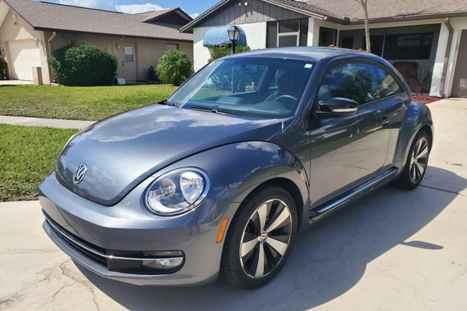 2012 Volkswagen A5 Beetle (2012-2019) sold for $10,800