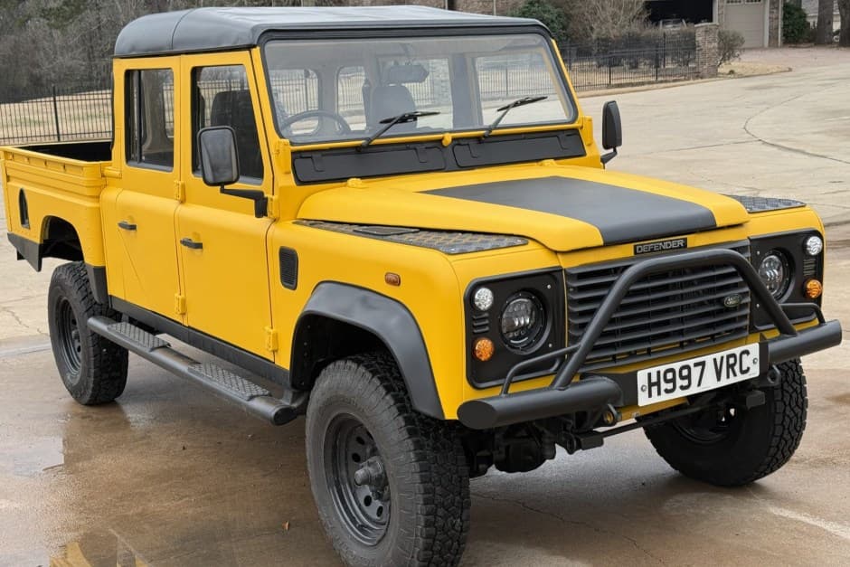 1991 Land Rover 127 / Defender 130 sold for $18,750