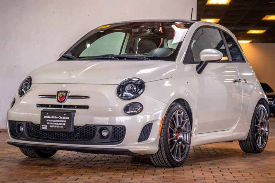 2018 Fiat 500 (2012-2019) sold for $23,421