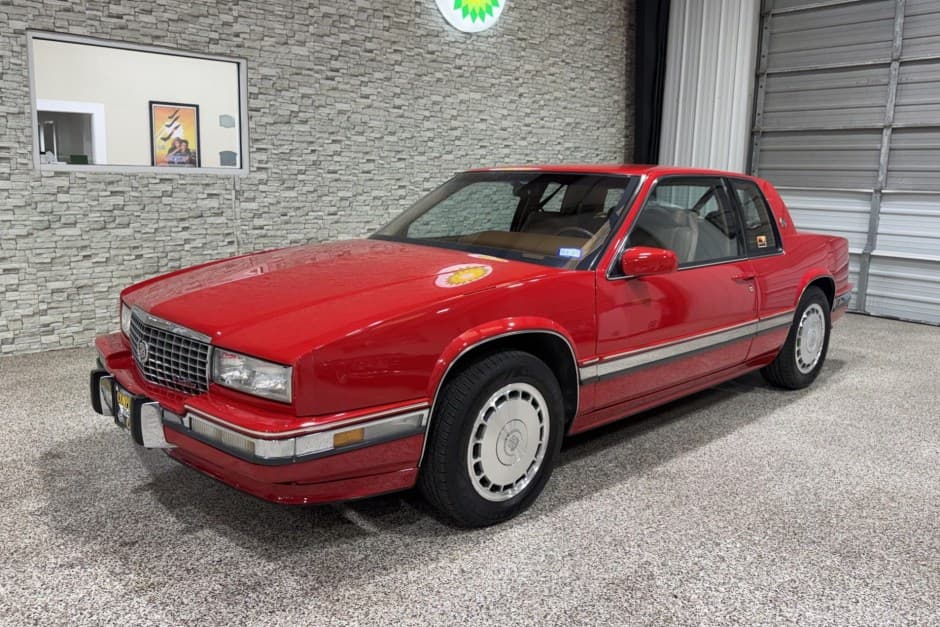 1990 Cadillac Eldorado (1986-1991) sold for $9,400