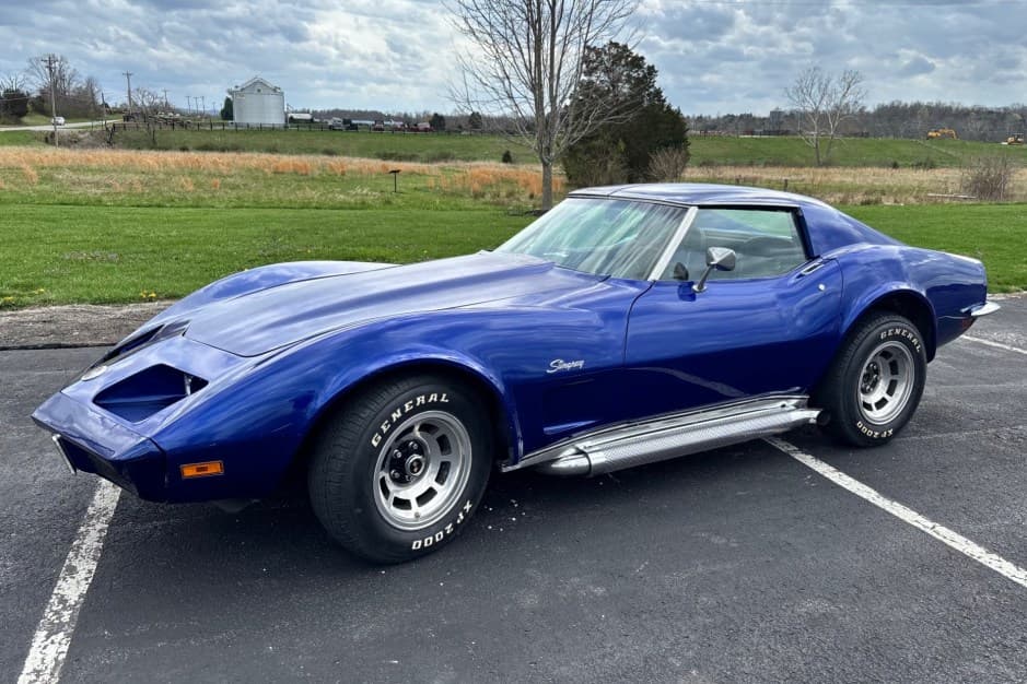 1973 Chevrolet Corvette C3 sold for $8,900