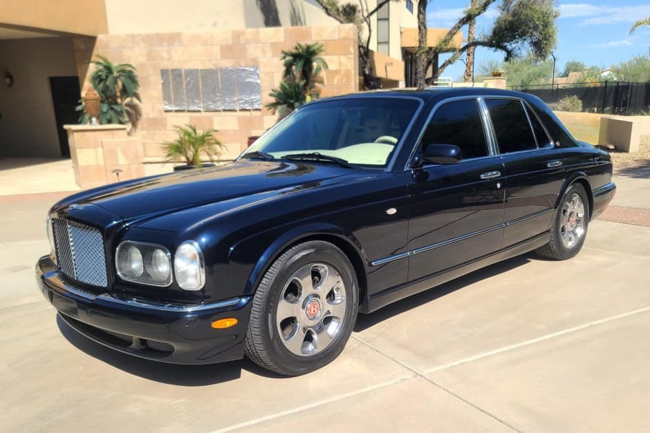 2003 Bentley Arnage sold for $29,000