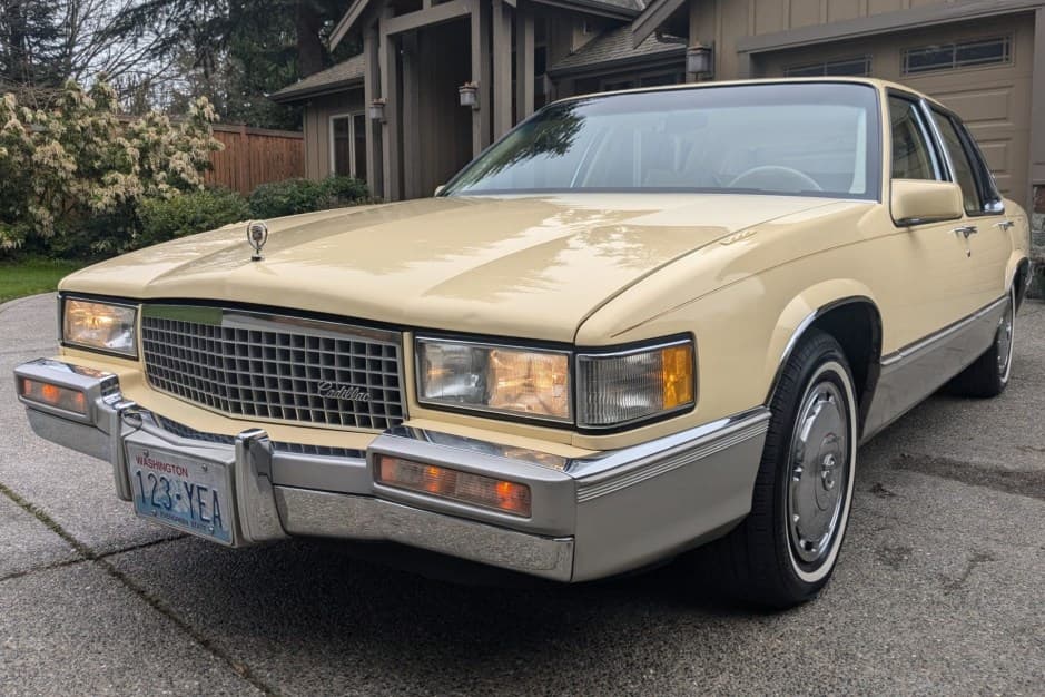 1989 Cadillac DeVille sold for $7,700