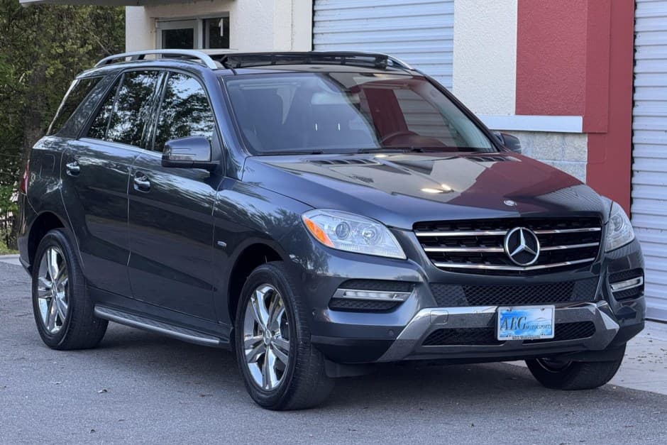 2012 Mercedes-Benz M-Class & GLE-Class sold for $11,111