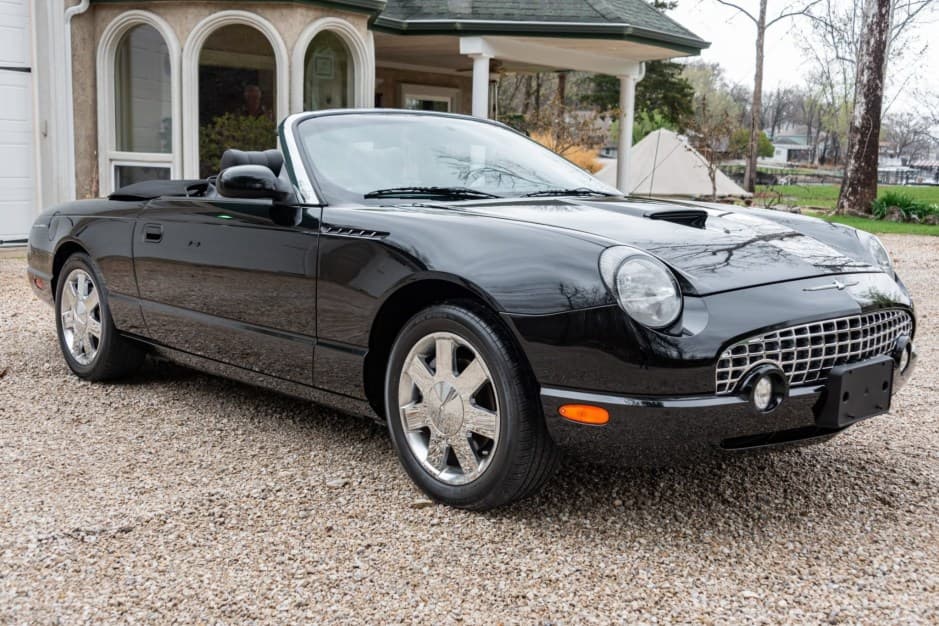 2002 Ford Thunderbird (2002-2005) sold for $25,000