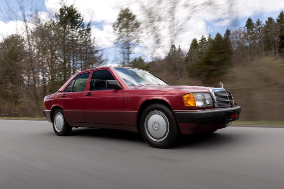 1990 Mercedes-Benz W201 190 sold for $13,000