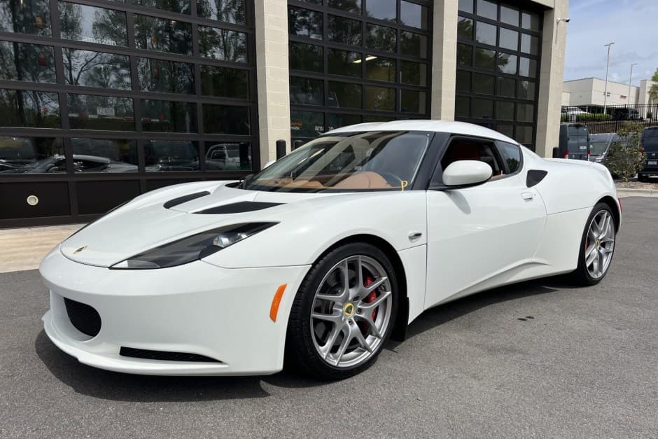 2012 Lotus Evora sold for $34,255