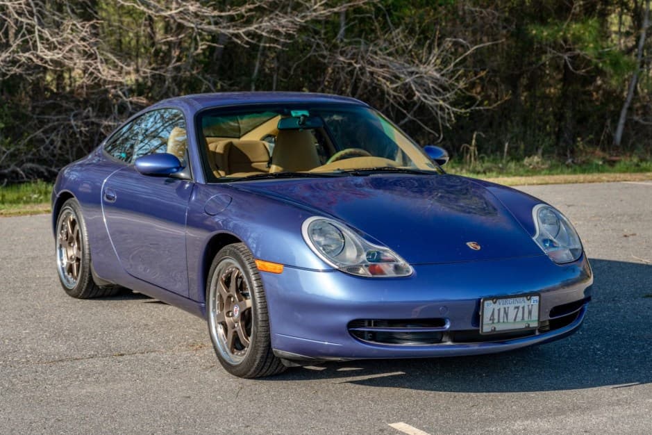 1999 Porsche 996 911 (Non-Turbo/GT2/GT3) sold for $32,500