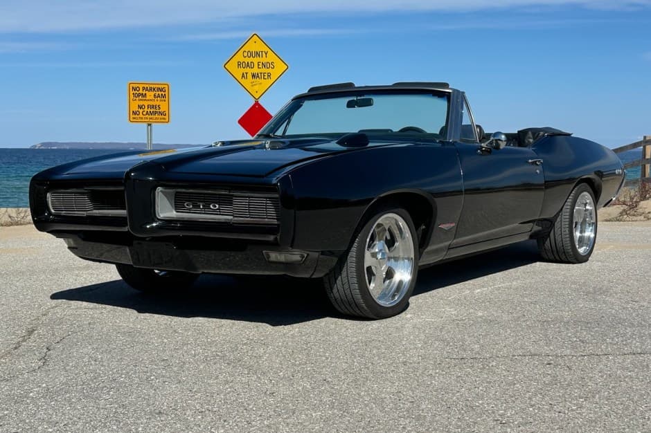 1968 Pontiac GTO sold for $33,000