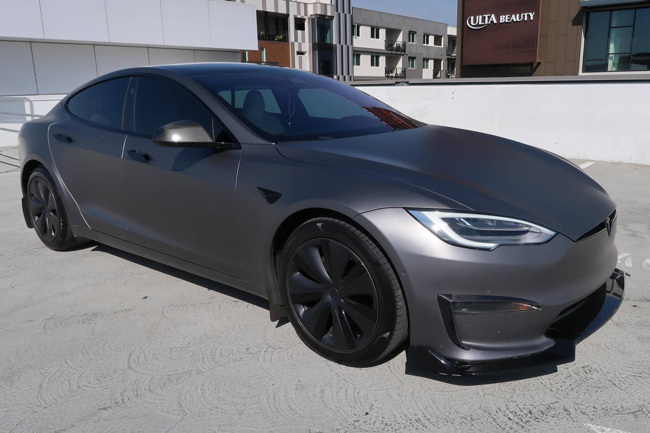 2022 Tesla Model S sold for $35,250