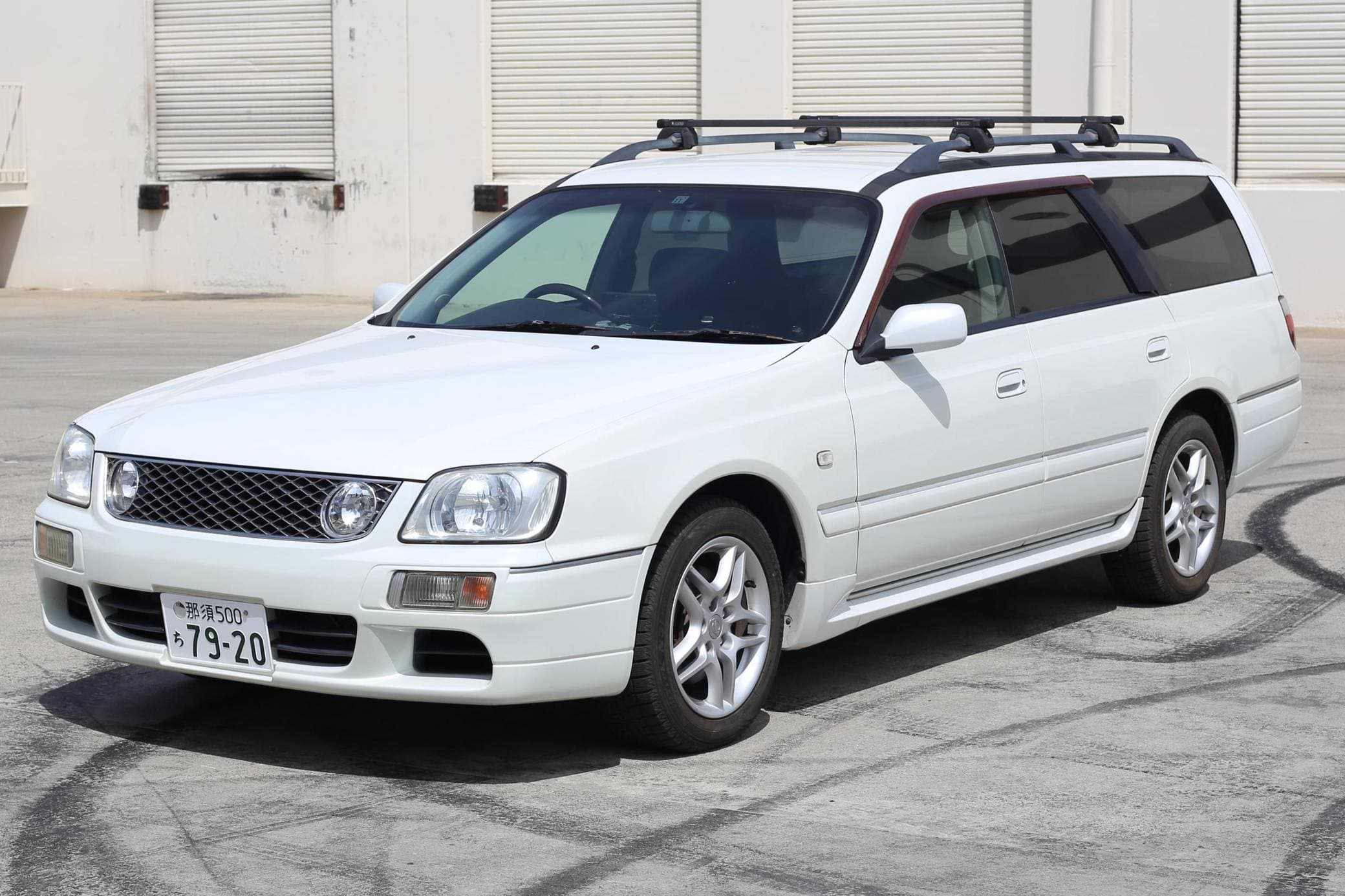 1999 Nissan Stagea sold for $9,700