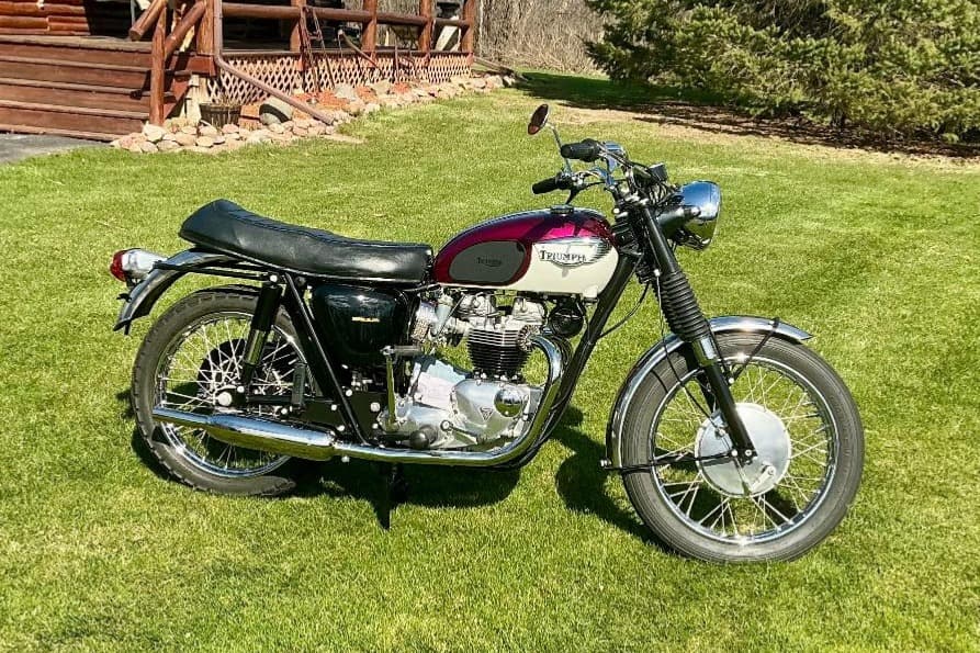1967 Triumph Bonneville T120 sold for $7,250