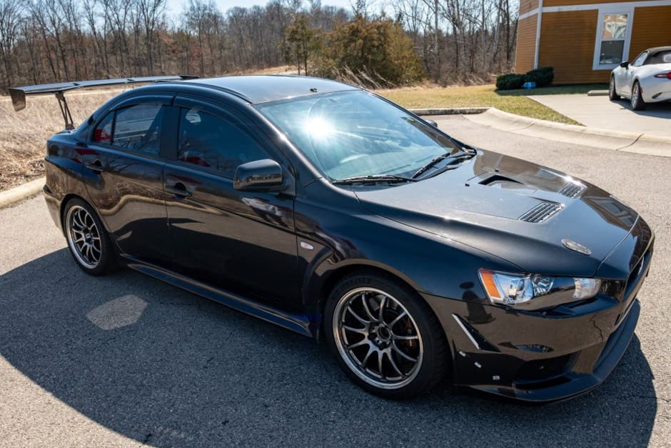 2013 Mitsubishi Lancer Evolution sold for $15,000