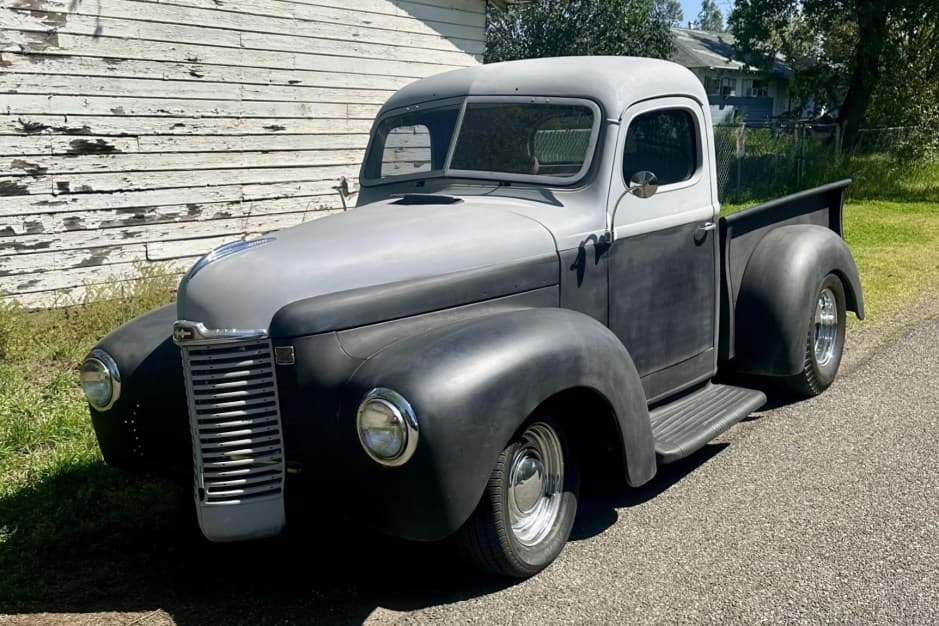 1949 International Harvester Pickup sold for $11,300