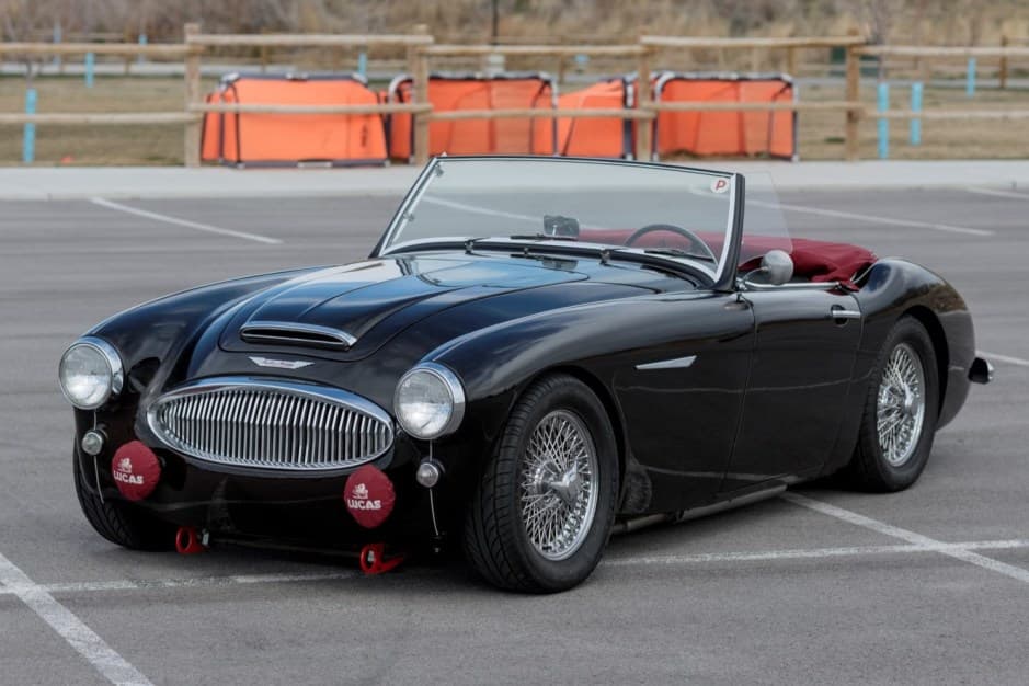 1959 Austin-Healey 100-6 sold for $17,500