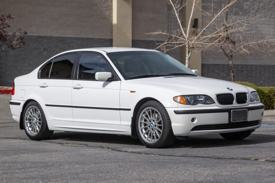 2003 BMW E46 3-Series Sedan sold for $10,250