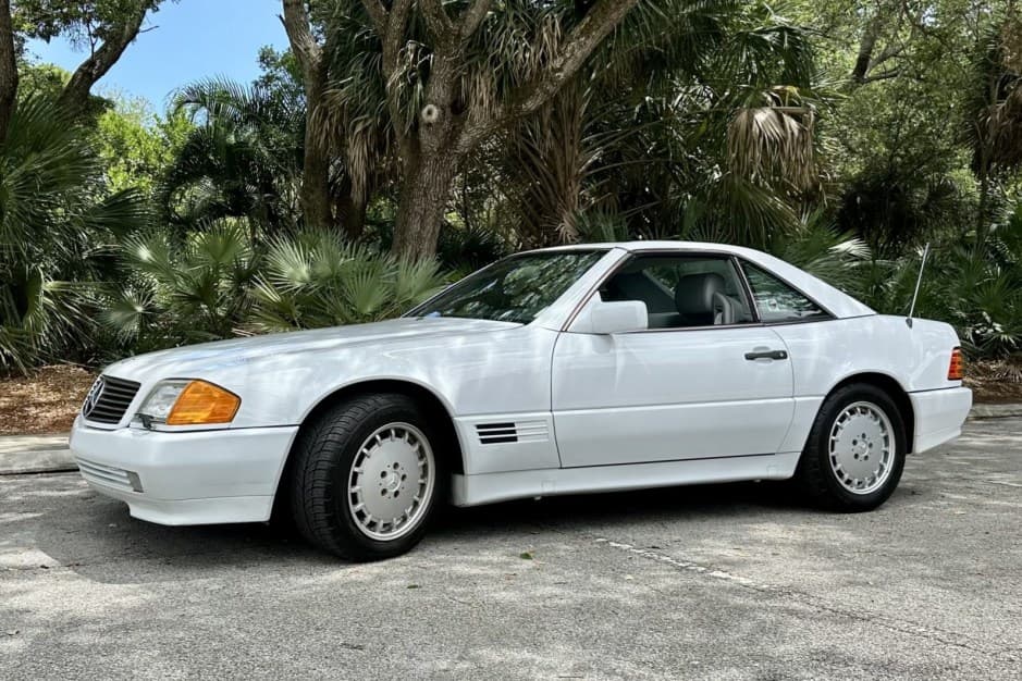 1991 Mercedes-Benz R129 SL sold for $9,650