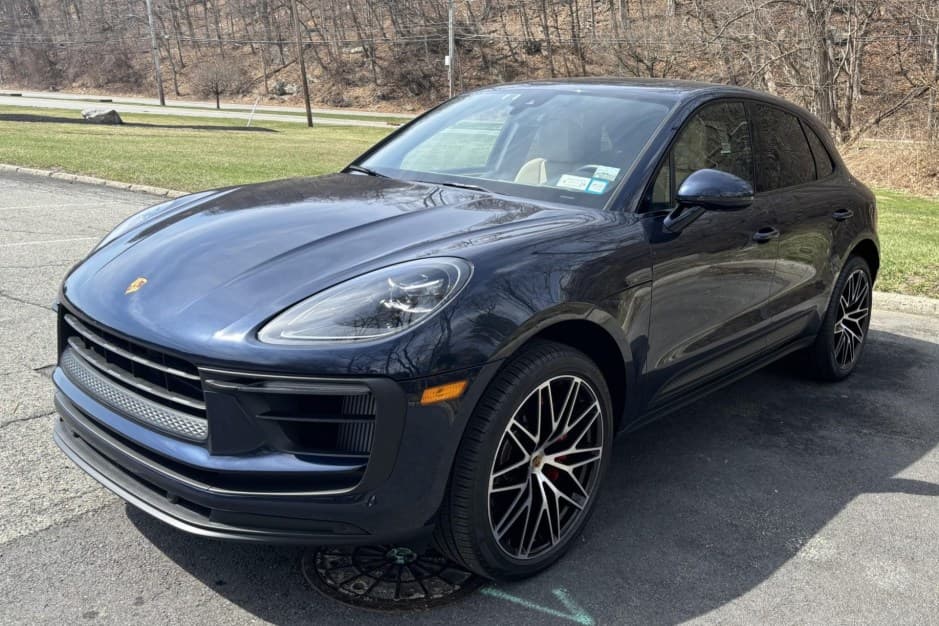 2022 Porsche Macan sold for $54,000