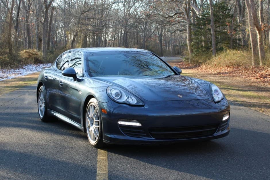 2012 Porsche Panamera sold for $17,300
