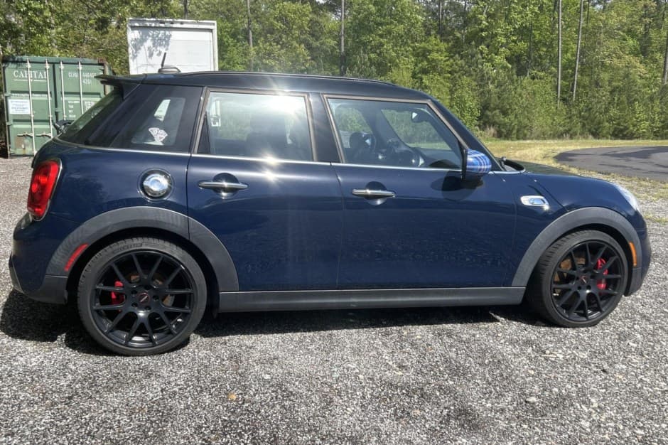 2017 Mini F55 & F56 Cooper, Cooper S, & John Cooper Works sold for $10,000
