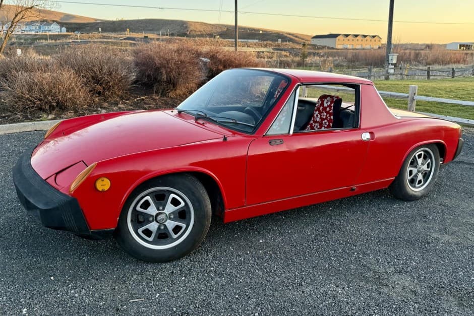 1975 Porsche 914 1.7/1.8/2.0 sold for $8,600