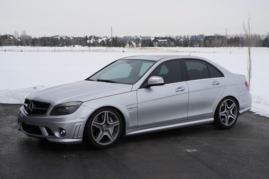 2009 Mercedes-Benz W204 C63 AMG sold for $15,750