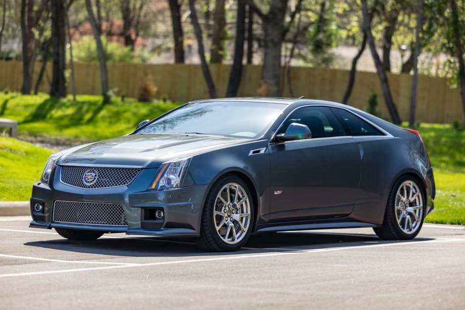 2011 Cadillac CTS & CTS-V sold for $33,885