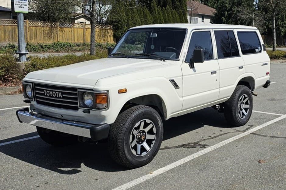 1986 Toyota Land Cruiser 60-Series sold for $13,500
