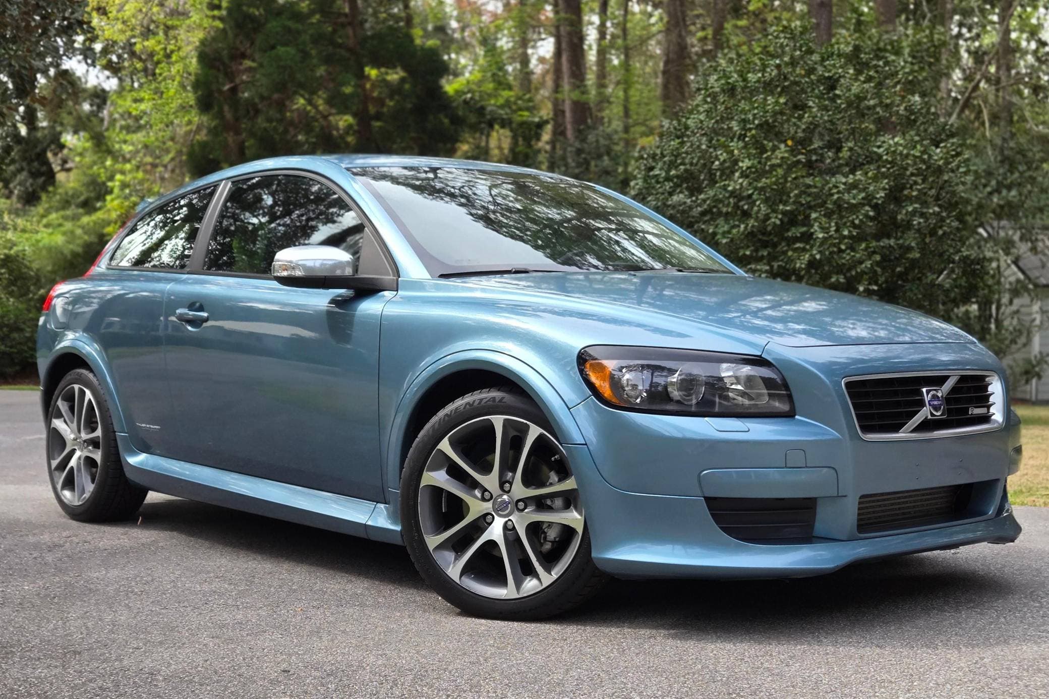 2009 Volvo C30 sold for $17,500