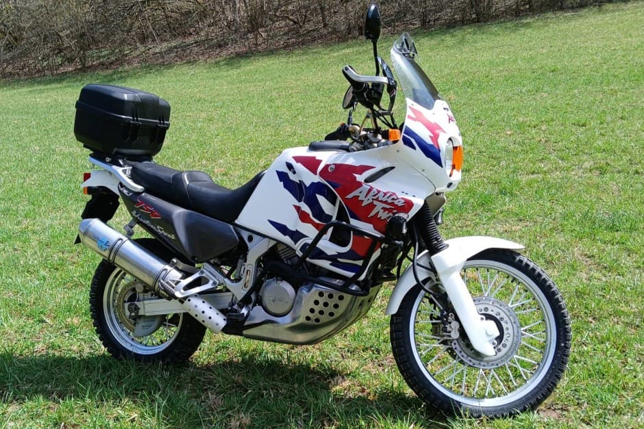 2000 Honda XRV sold for $6,300