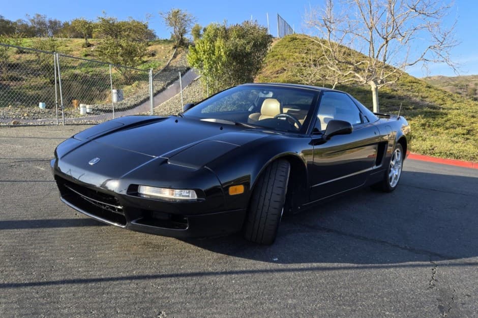 1996 Acura NSX NA1 sold for $59,000