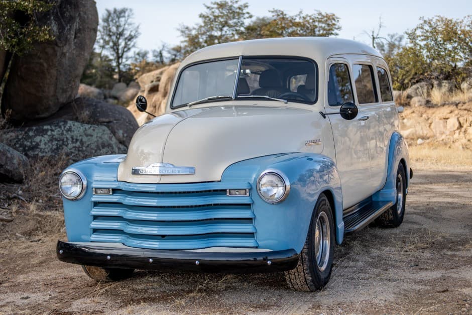 1952 Chevrolet Suburban (1947-1955) sold for $24,385