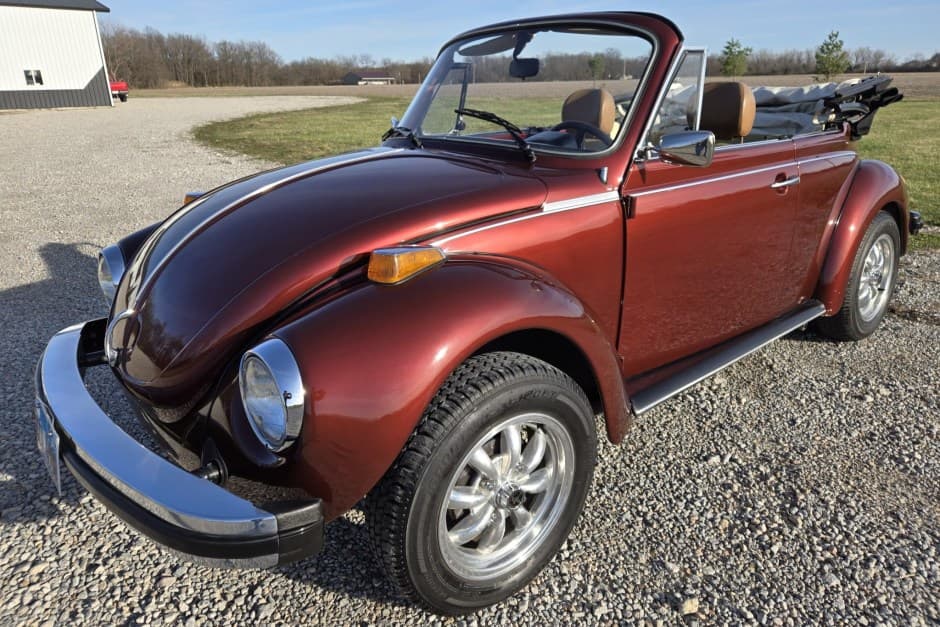 1979 Volkswagen Super Beetle sold for $6,501