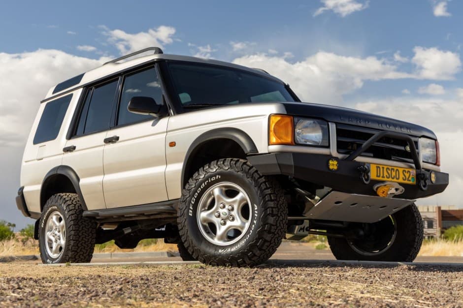 2000 Land Rover Discovery II sold for $13,500