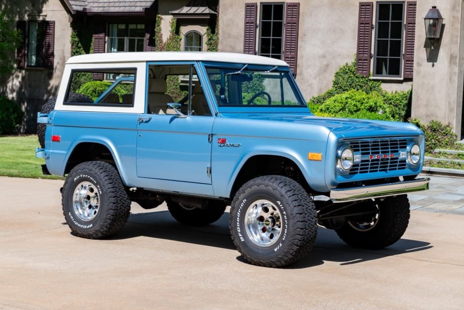 1975 Ford Bronco U13/U14/U15 1966-1977 sold for $121,000