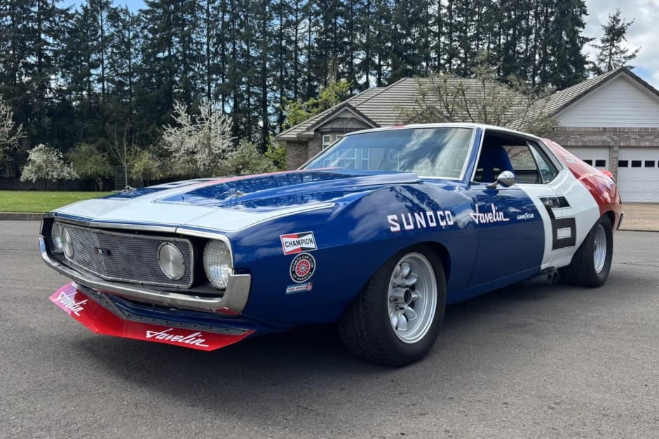 1972 AMC Javelin sold for $14,072