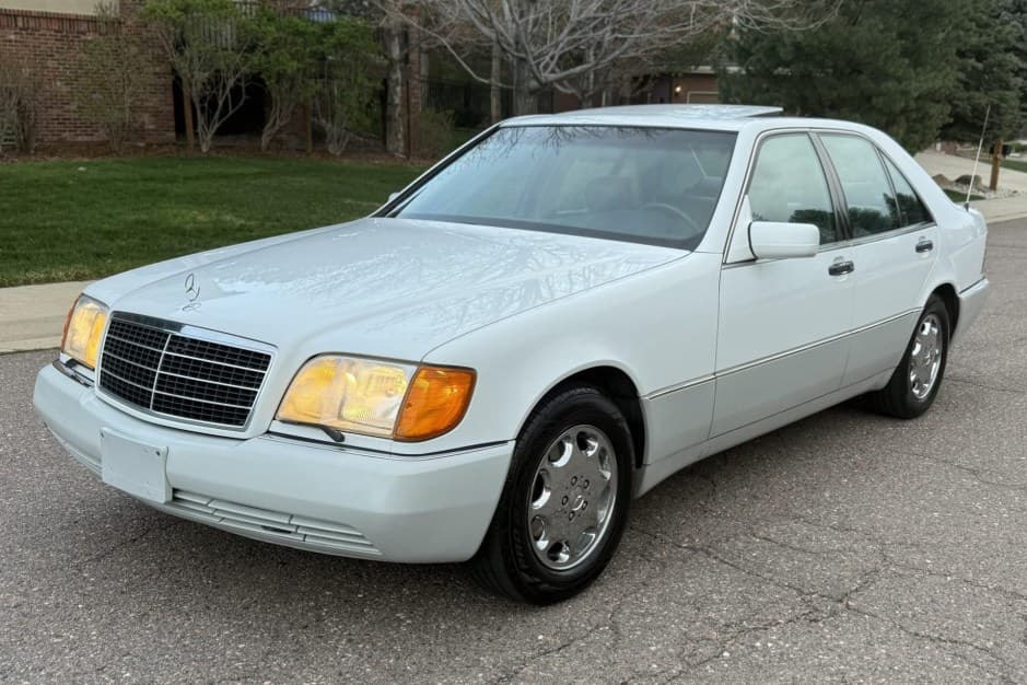 1992 Mercedes-Benz W140 S-Class sold for $5,655