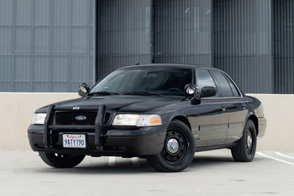 2009 Ford Crown Victoria sold for $10,000