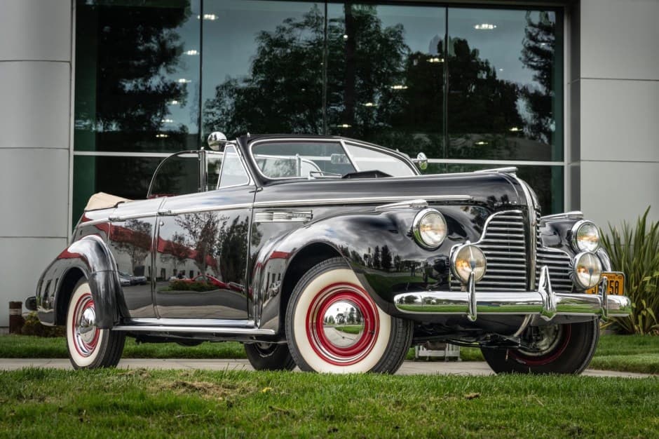 1940 Buick Super sold for $24,500