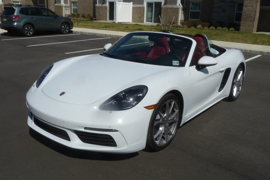 2025 Porsche 982 718 Boxster sold for $78,900
