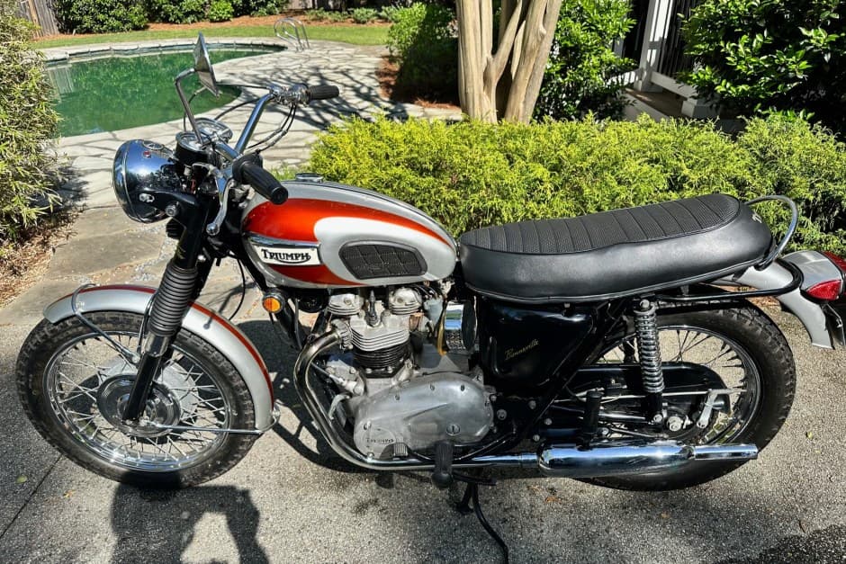 1969 Triumph Bonneville T120 sold for $5,000