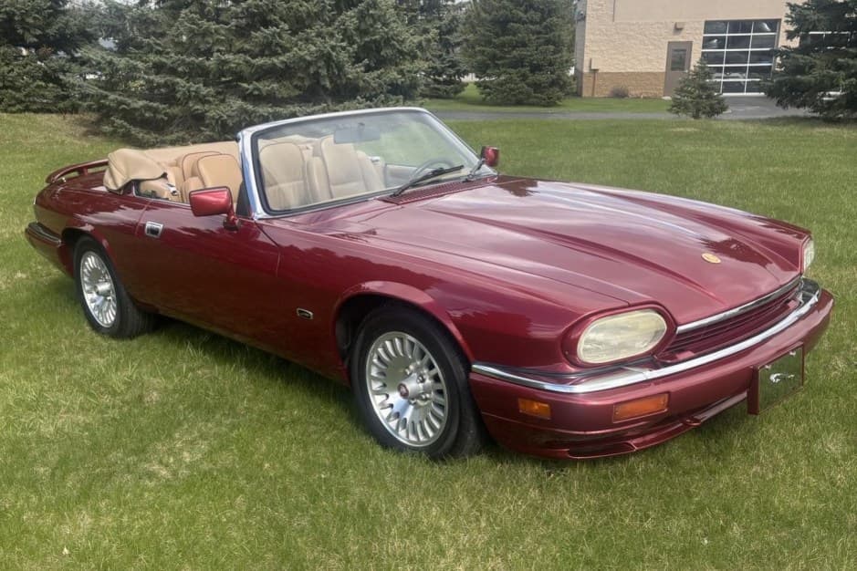 1994 Jaguar XJS sold for $19,000