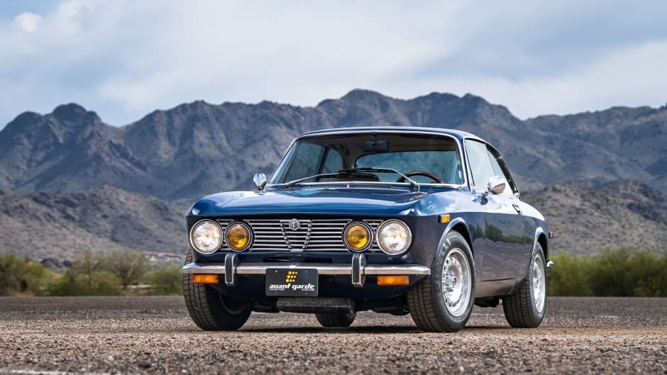 1974 Alfa Romeo 105/115 Series Coupe sold for $40,500