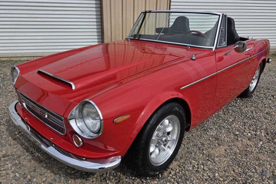 1967 Datsun Roadster sold for $30,311